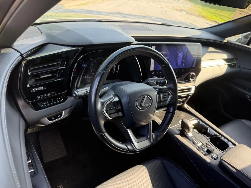 Used 2024 Silver Lexus 350 Premium image 3