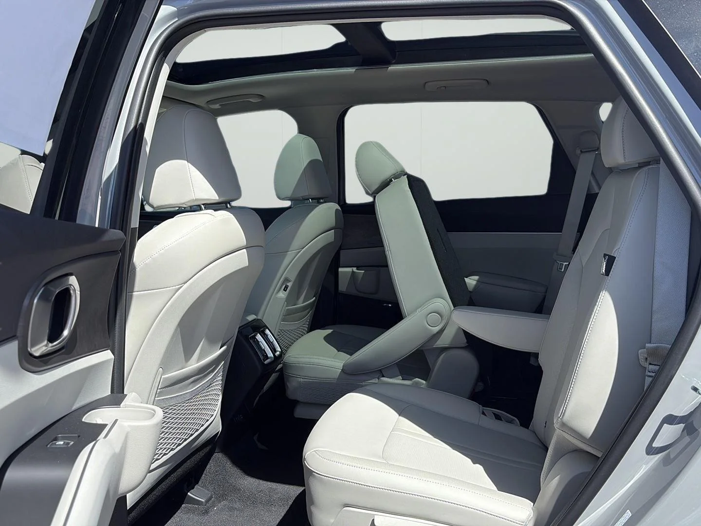 New 2026 Wolf Gray Kia X-Line EX image 11