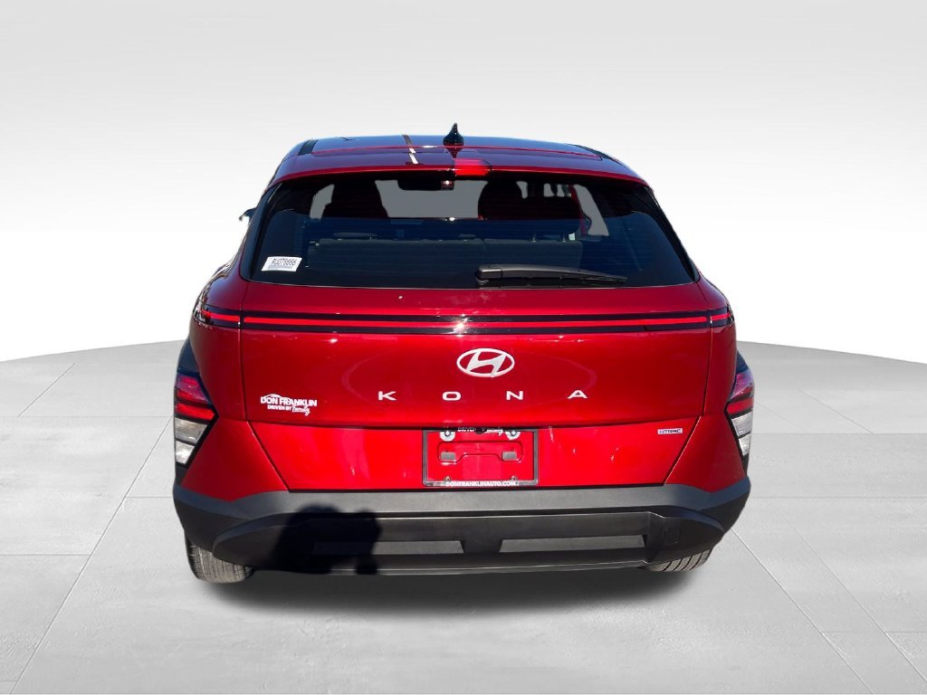Used 2024 Red Hyundai SE image 4