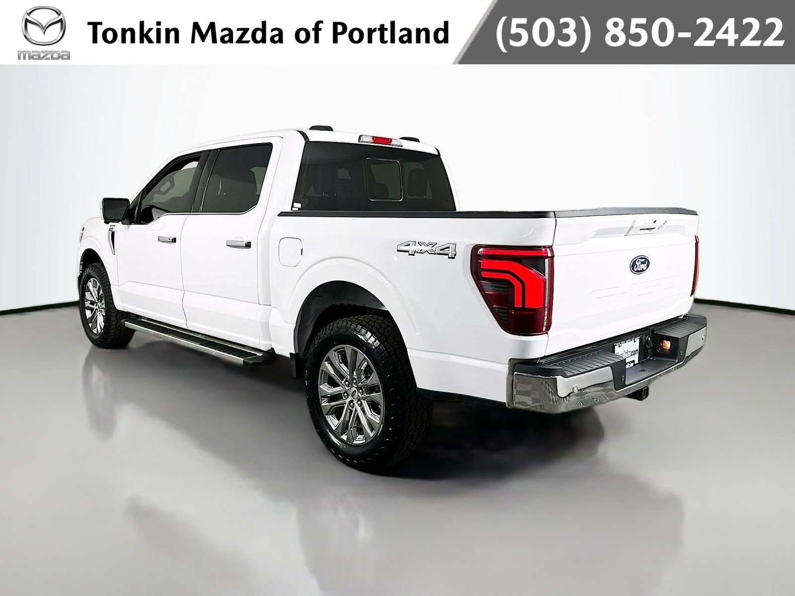 Used 2025 Oxford White Ford Lariat image 5
