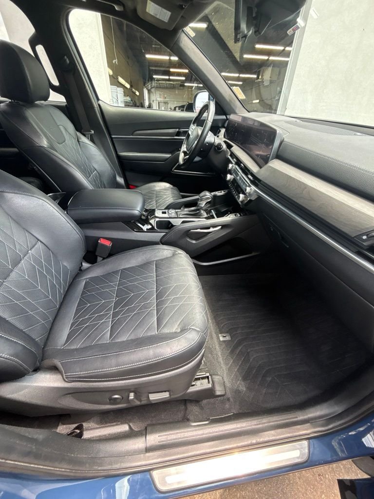 Used 2023 Black Kia SX-Prestige X-Line image 25