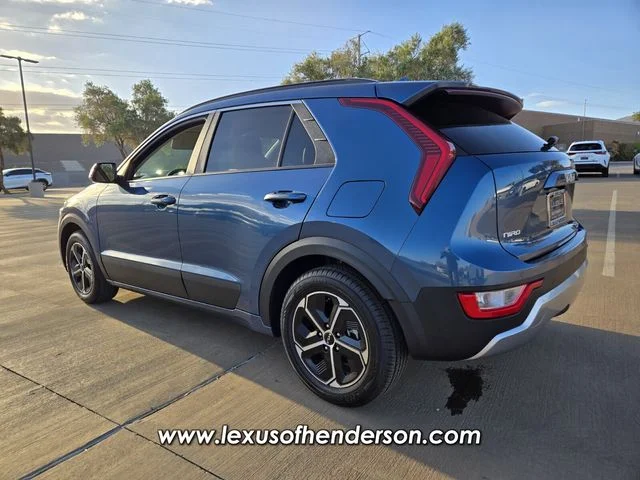 Used 2024 Blue Kia EX image 4