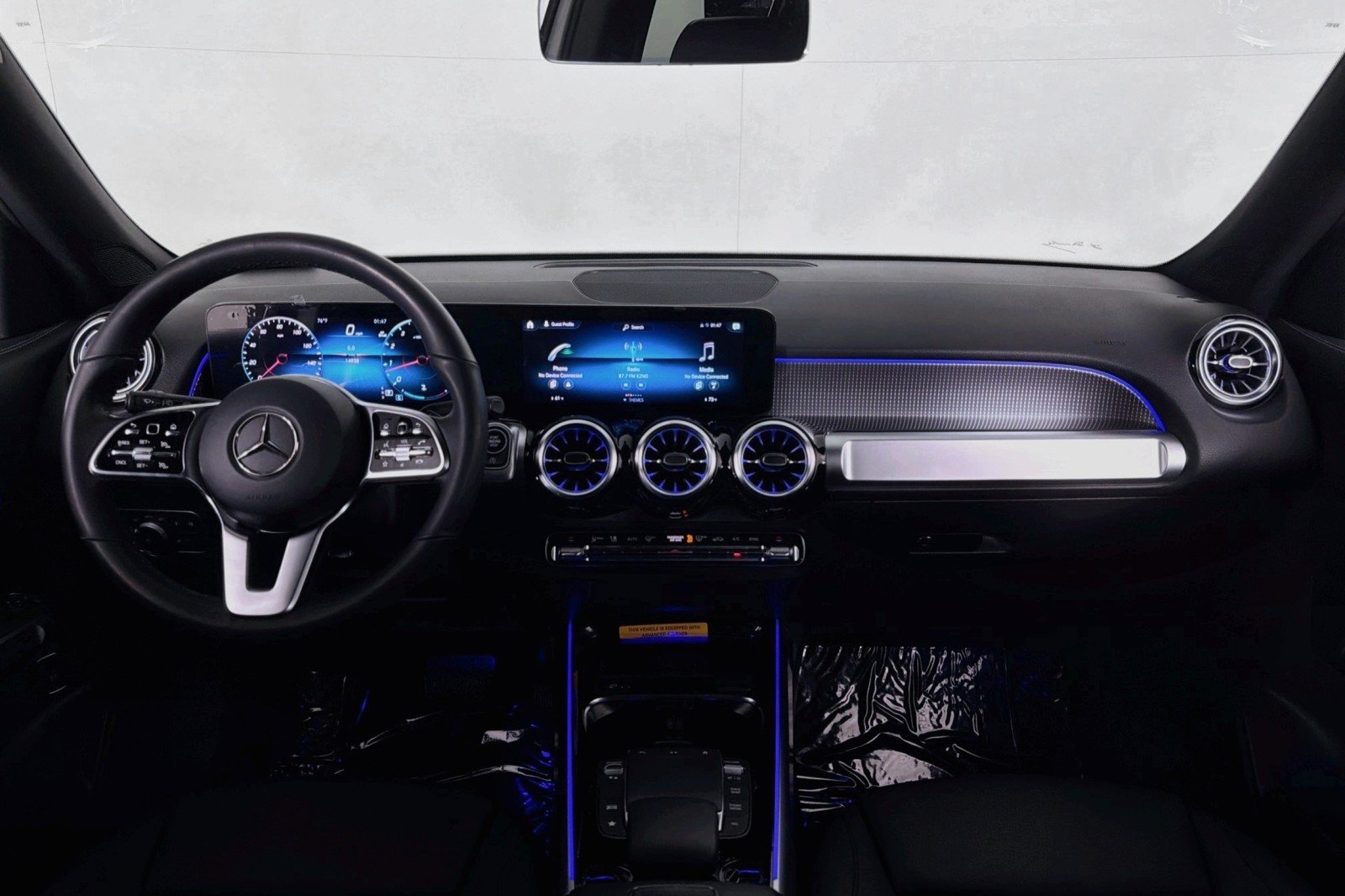 Used 2023 Polar White Mercedes-Benz 250 image 4