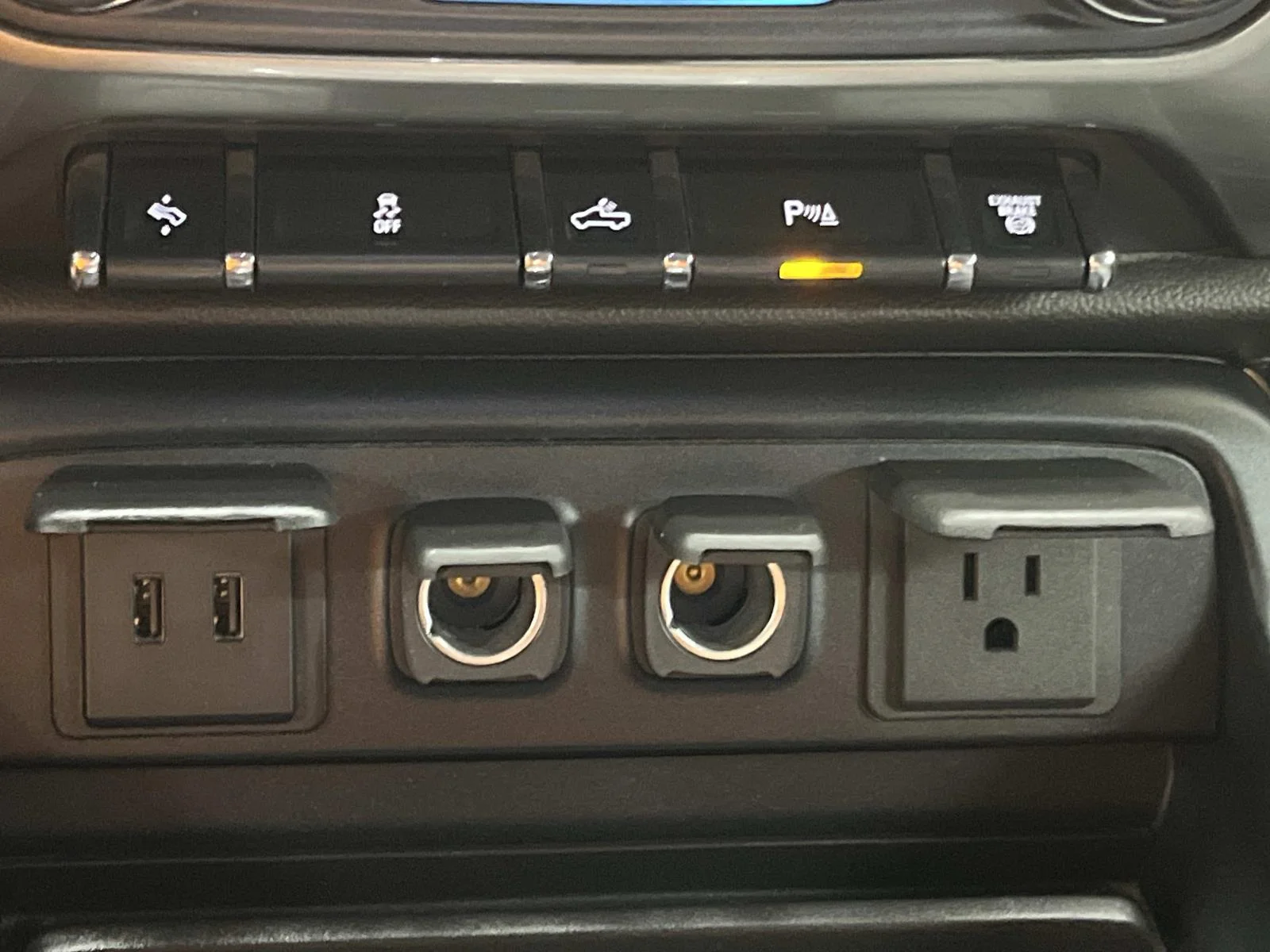 2019 Chevrolet Silverado 3500HD LTZ - Photo 23