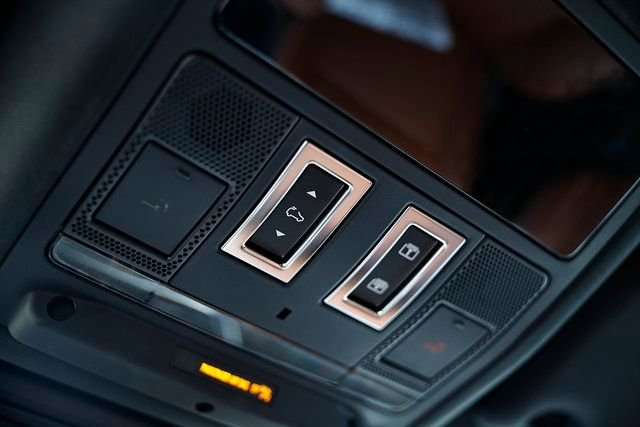 2026 Jaguar F-Pace R-Dynamic S - Photo 47