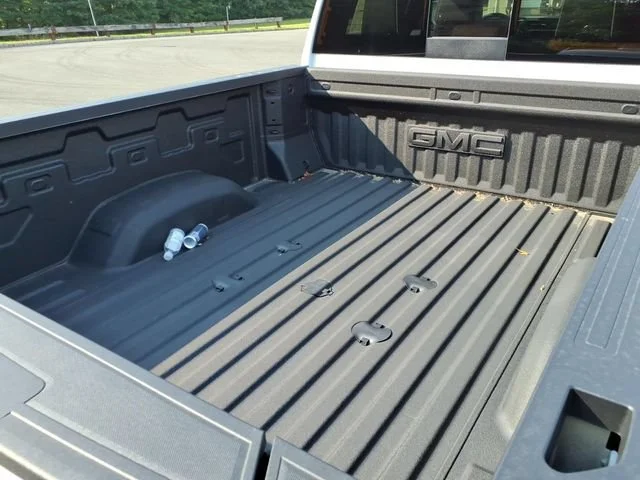 New 2026 Glacier White Tricoat GMC Denali Ultimate image 7