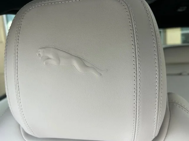 Used 2022 Borasco Gray Metallic Jaguar HSE image 32