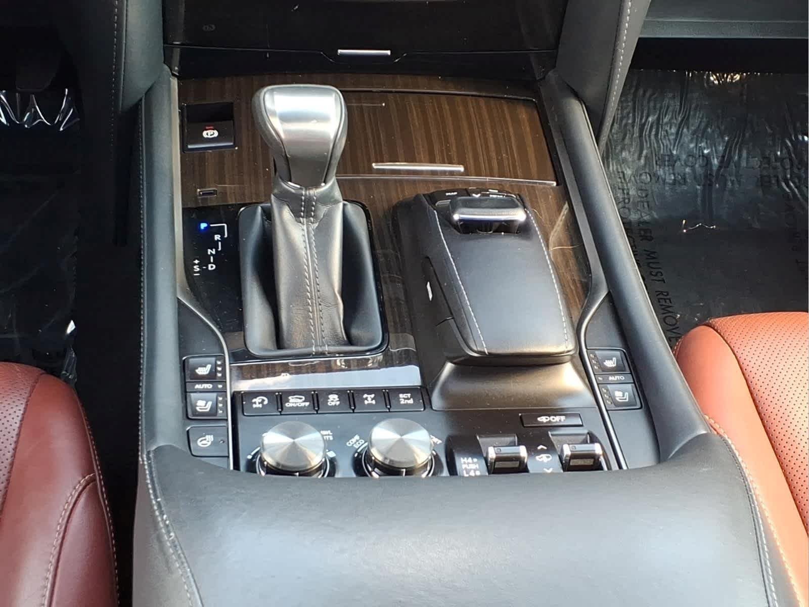 Used 2019 Atomic Silver Lexus  image 26