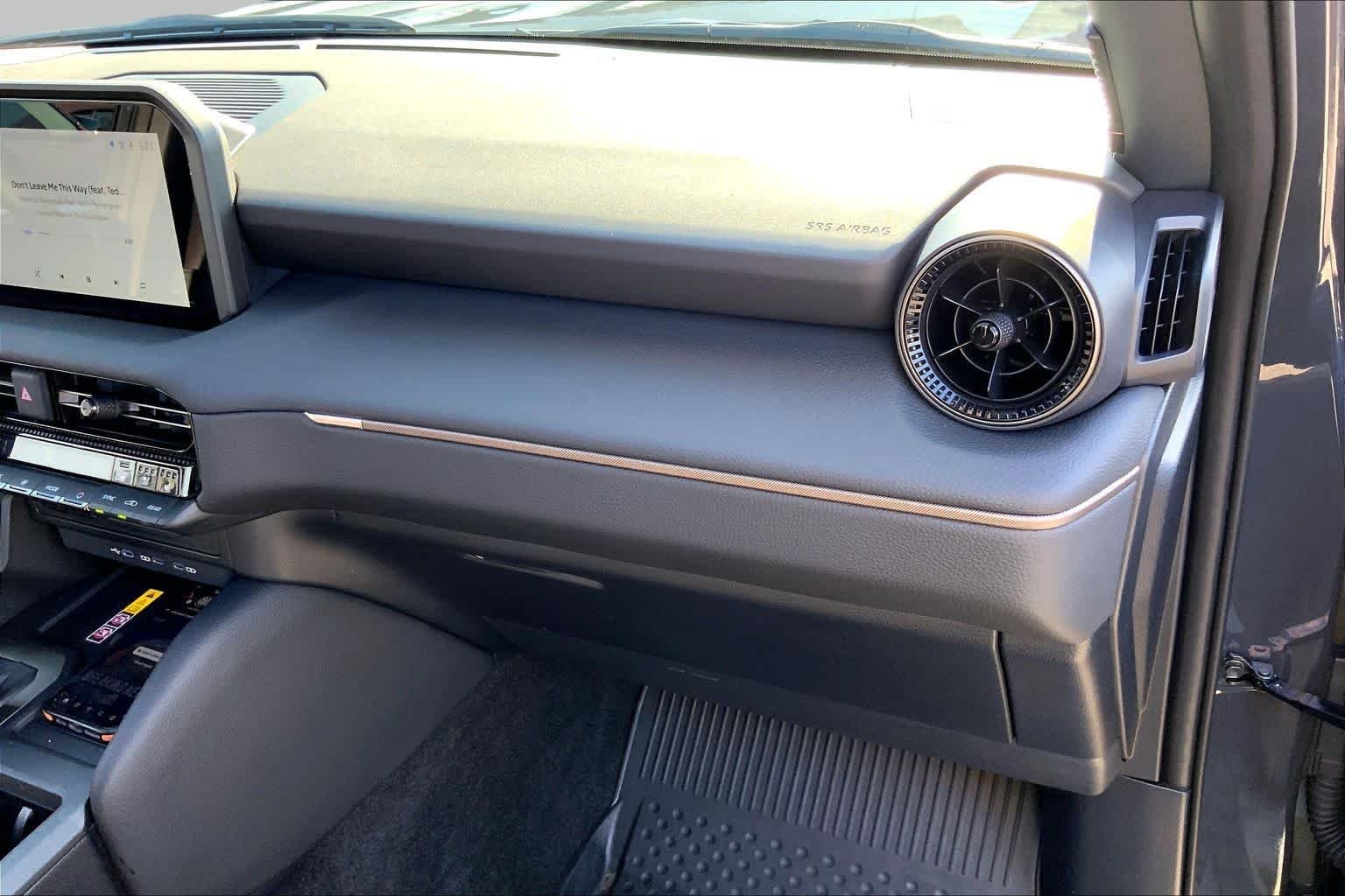 2025 Toyota Land Cruiser Base - Photo 17
