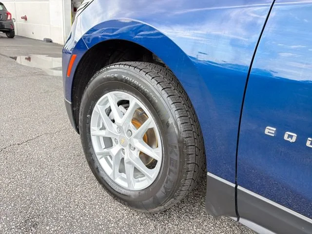 Used 2022 BLUE GLOW METALLIC Chevrolet LT image 23