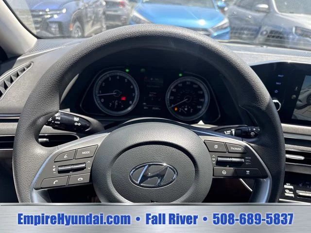 Used 2023 Silver Hyundai SEL image 26