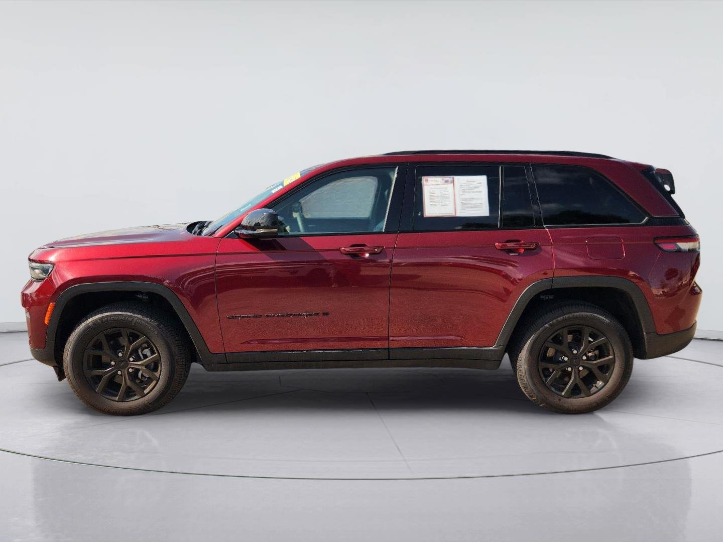 Used 2024 Velvet Red Pearlcoat Jeep Altitude image 4