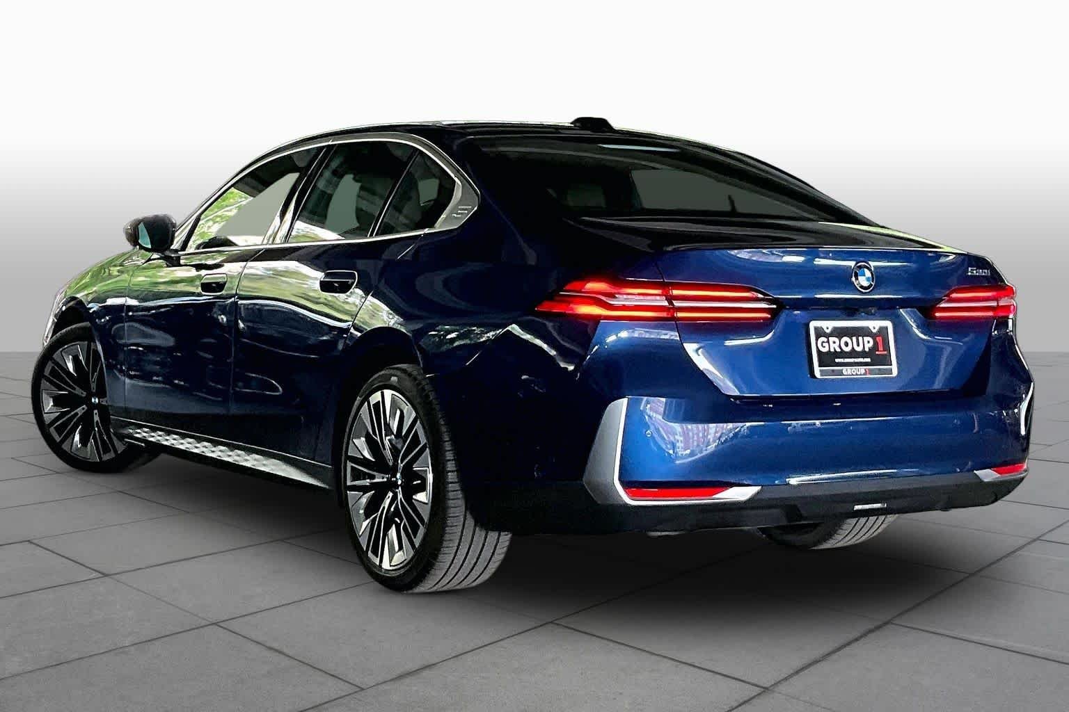 Used 2025 Phytonic Blue Metallic BMW 530i image 11
