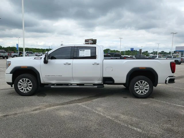 Used 2022 White GMC Denali image 4