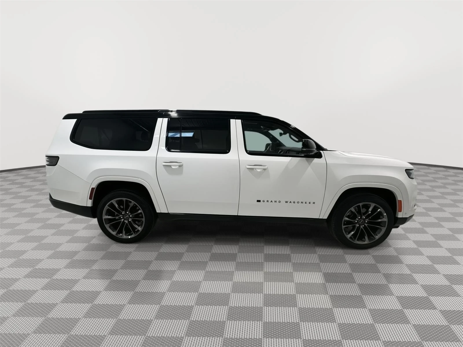 Used 2024 White Jeep Series II image 5