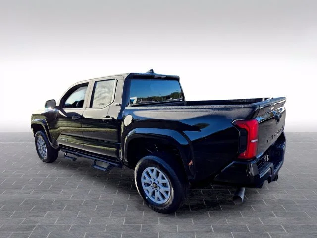 Used 2026 Black Toyota SR5 image 5