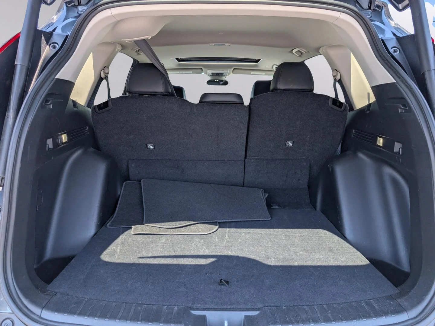 Used 2025 Urban Gray Pearl Honda EX-L image 31