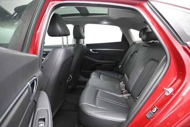 Used 2023 Ultimate Red Hyundai Limited image 21