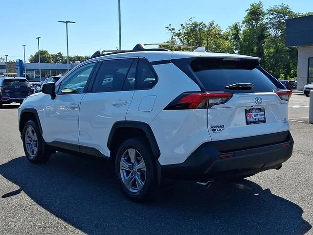 Used 2024 White Toyota XLE image 5