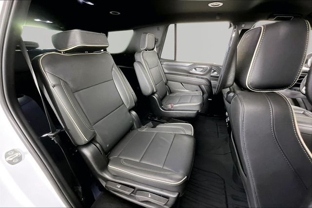 Used 2024 White GMC SLT image 24