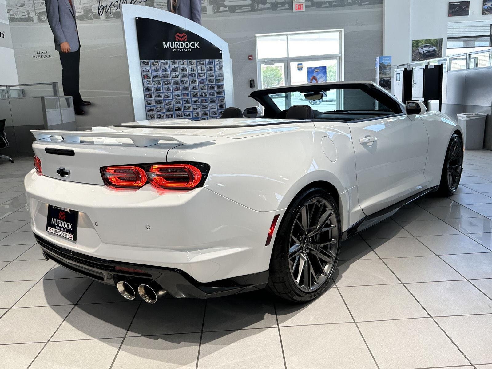 2022 Chevrolet Camaro ZL1 - Photo 13