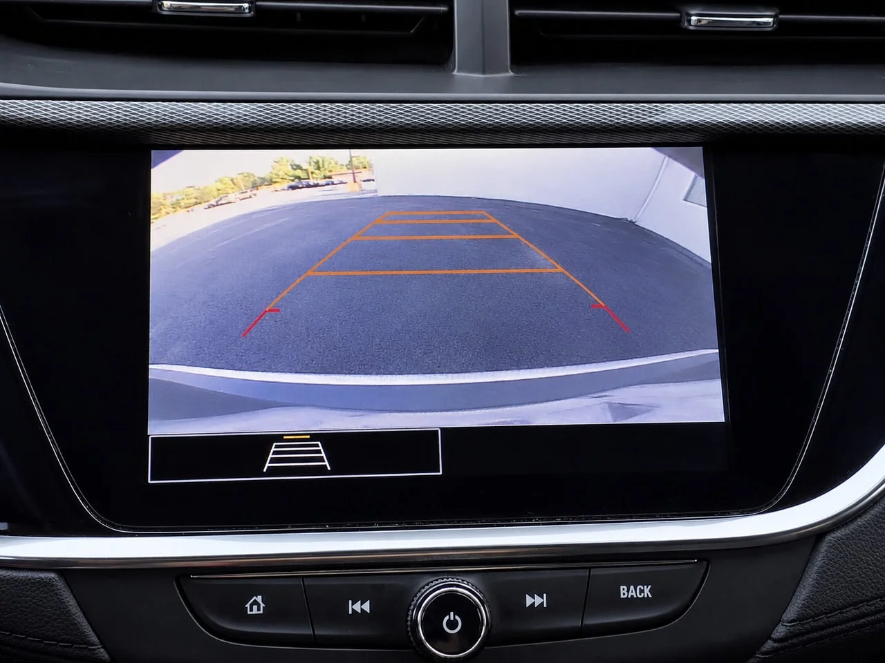 Used 2023 Moonstone Gray Metallic Buick Select image 16