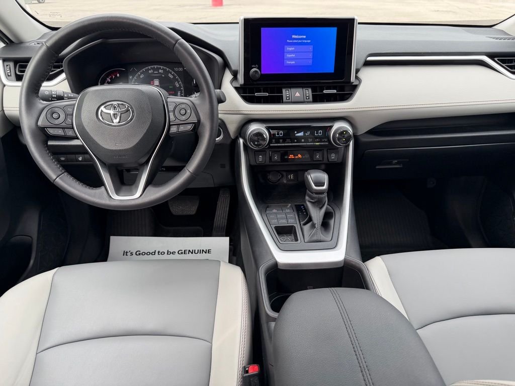 Used 2025 Beige Toyota XLE Premium image 26