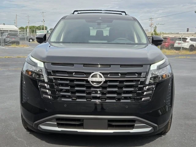 New 2026 Super Black Nissan Platinum image 8