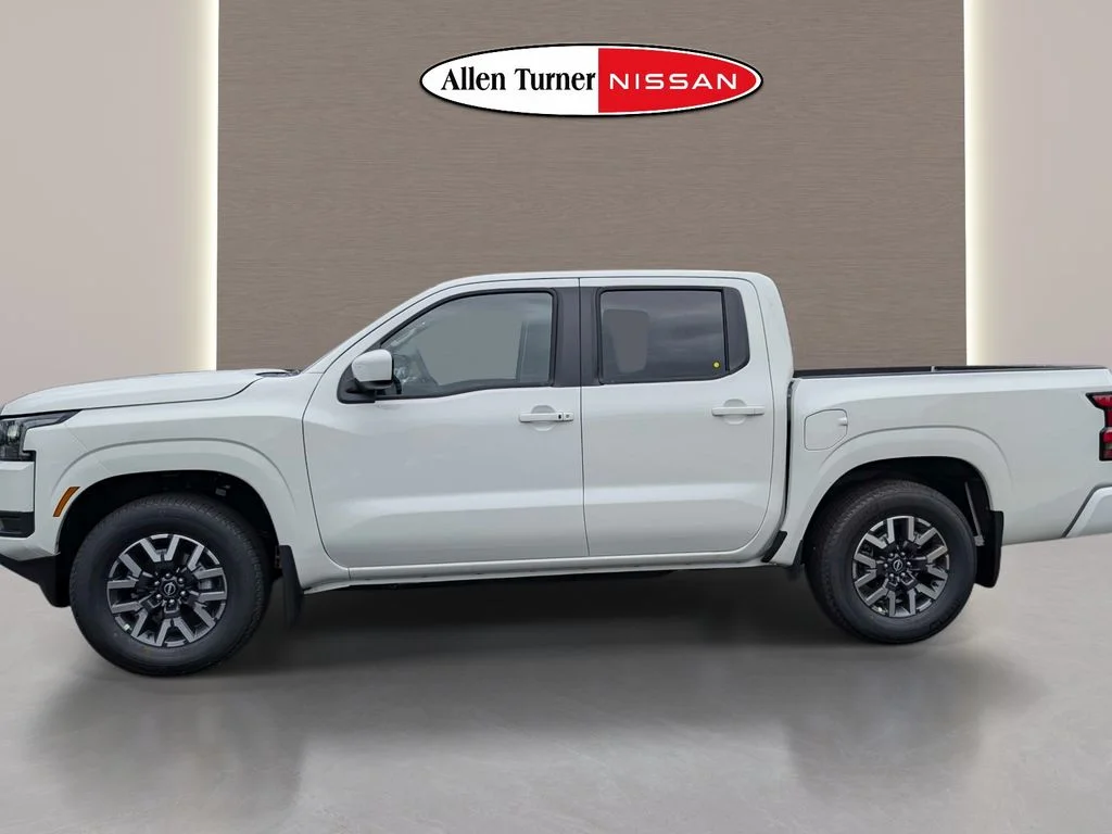 New 2026 Glacier White Nissan Crew Cab SV image 6