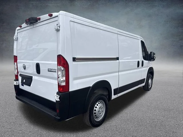 Used 2025 White Ram Base image 9
