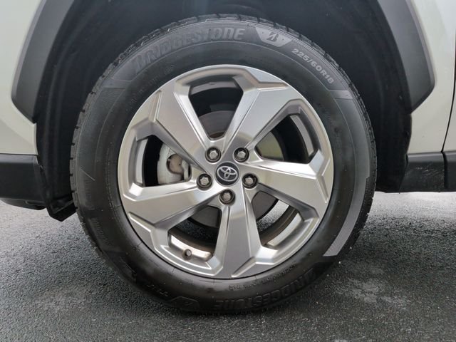 Certified Used 2020 White Toyota Limited image 10