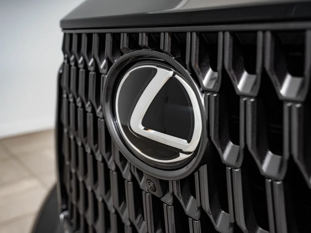 New 2026 Caviar Lexus 450h+ Premium image 3