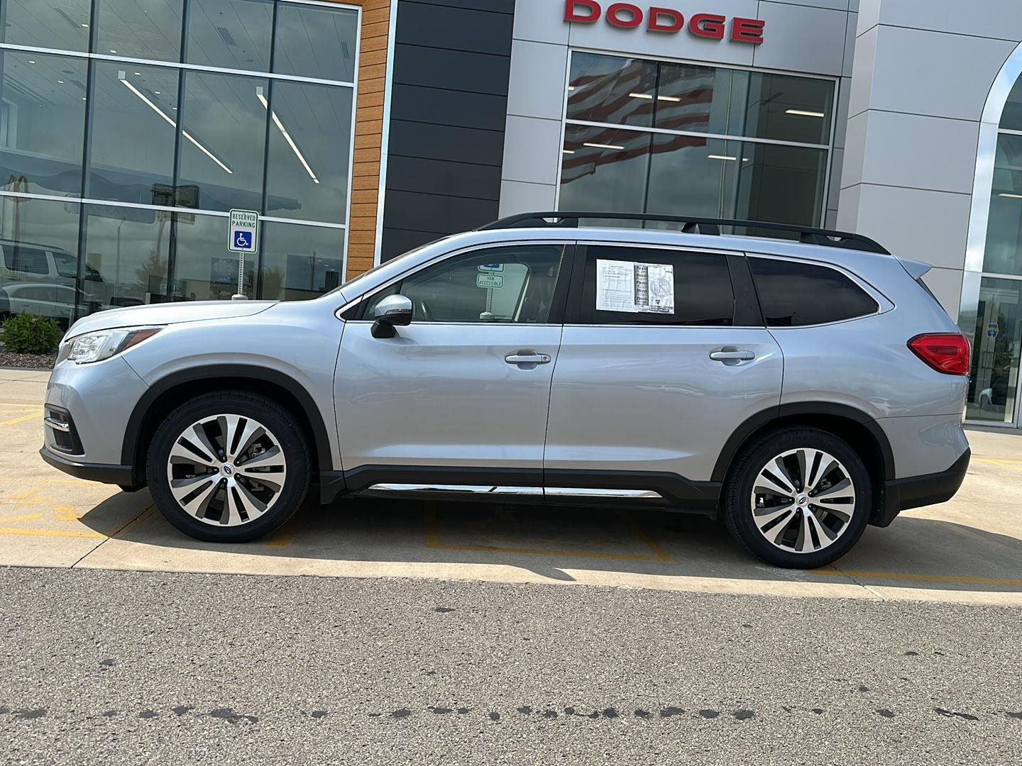 Used 2019 Subaru Ascent Limited with VIN 4S4WMAPD5K3472818 for sale in Kansas City