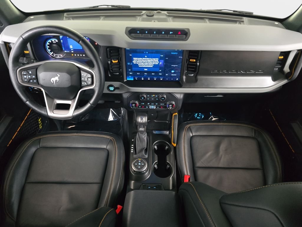 Used 2023 Cactus Gray Ford Badlands image 12