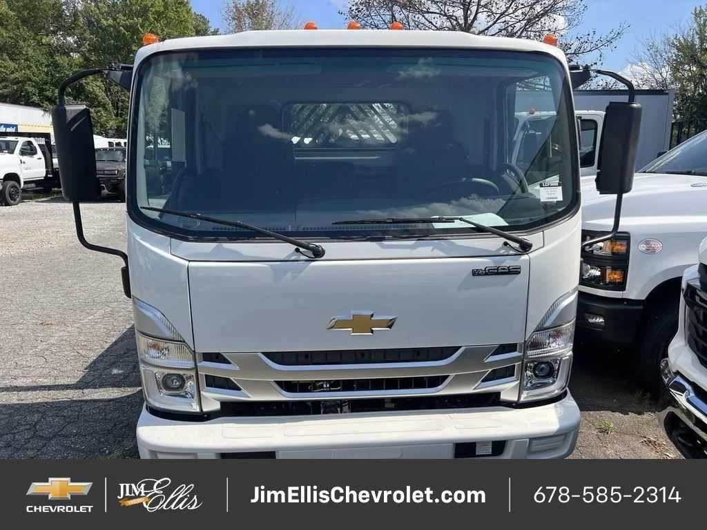New 2025 Arc White Chevrolet NA image 3