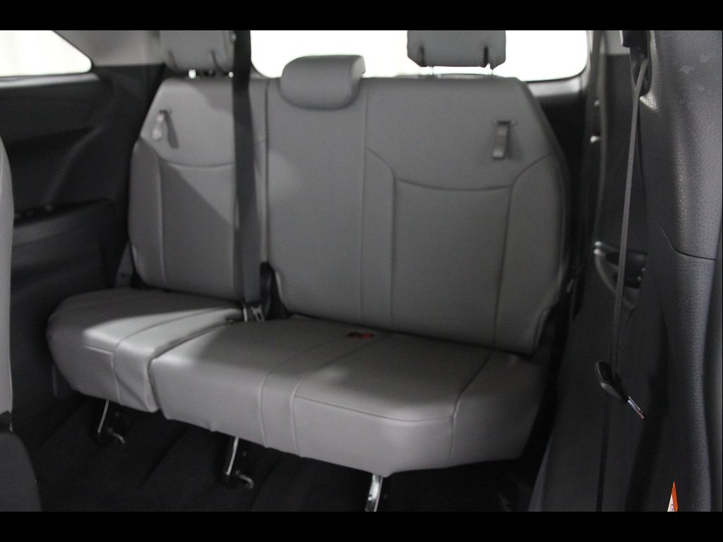 Used 2026 Cypress Toyota XLE 8-Passenger image 20