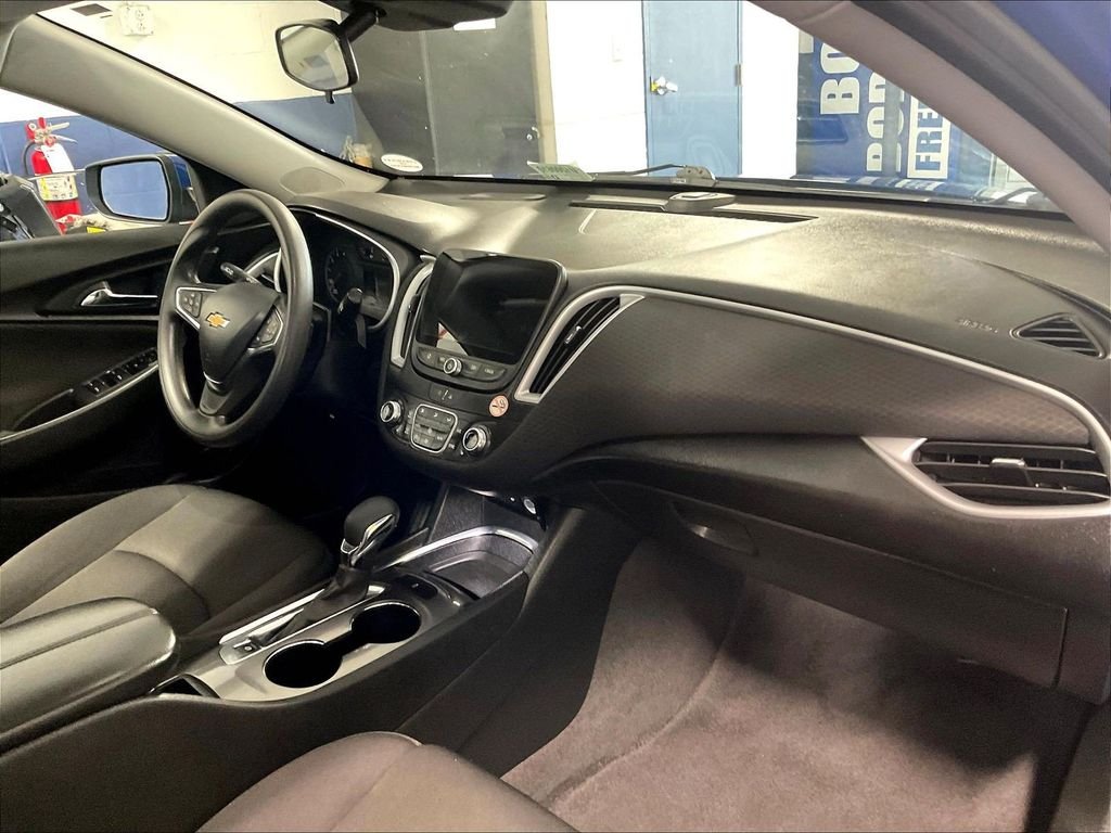 Used 2023 Blue Chevrolet LT image 14