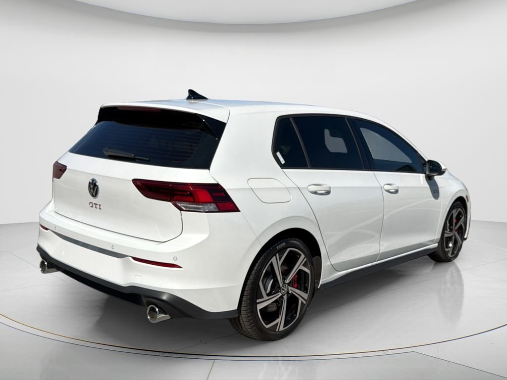 New 2026 Opal White Pearl Volkswagen 2.0T SE image 5
