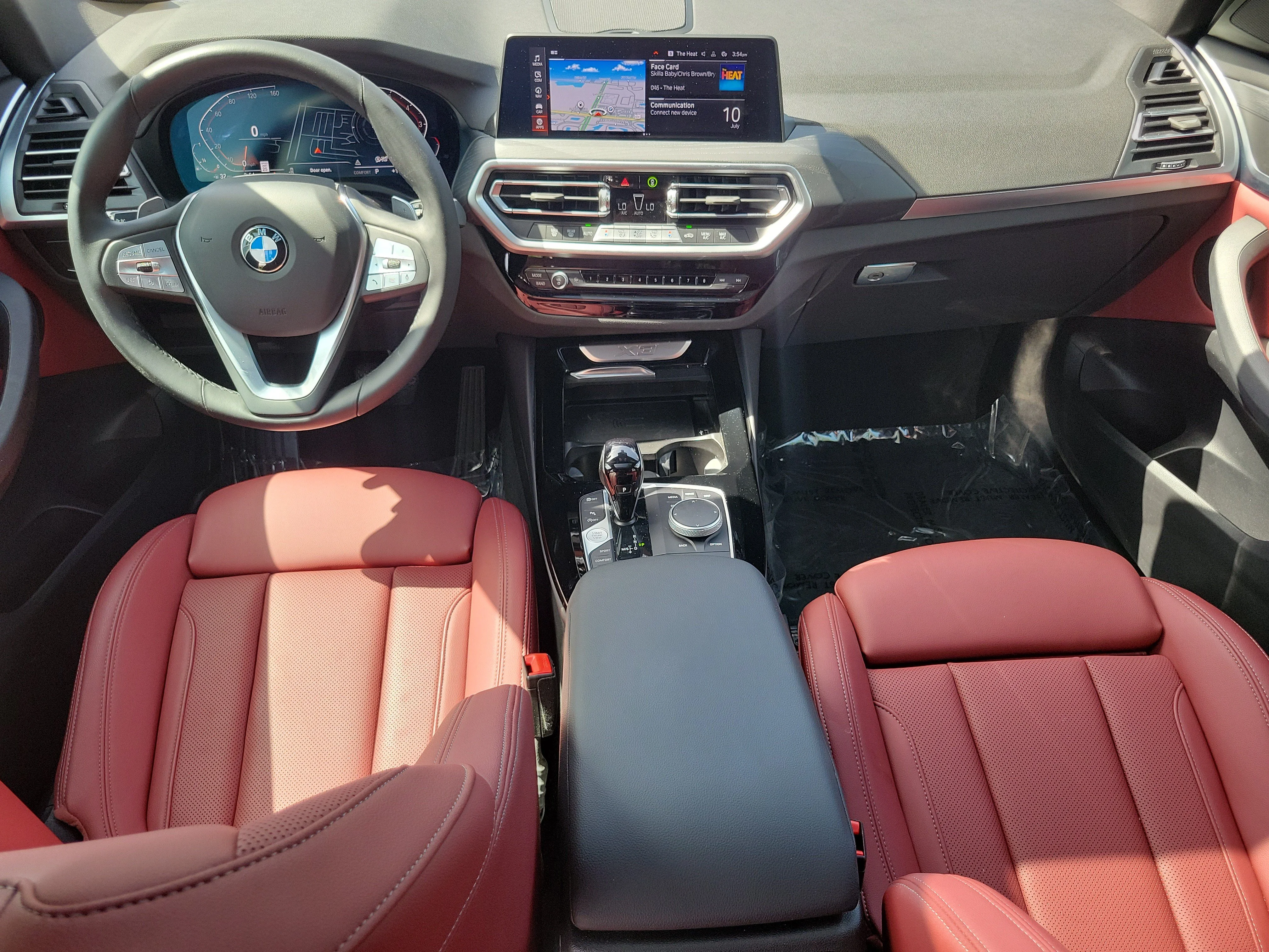 Used 2024 Alpine White BMW sDrive30i image 13