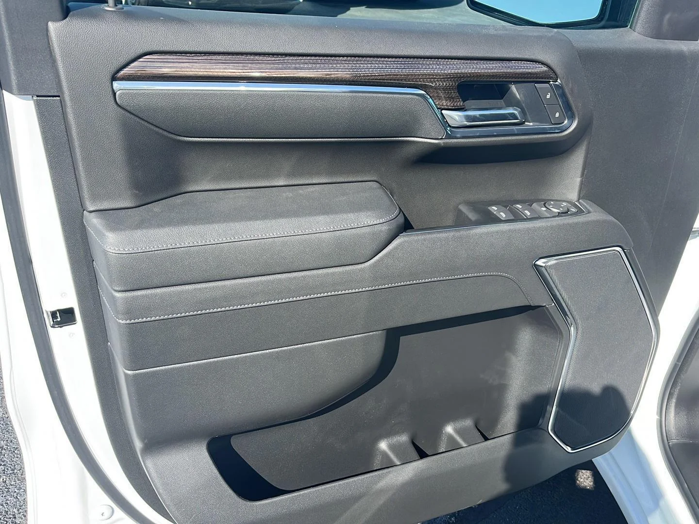 2026 Chevrolet Silverado 1500 LT - Photo 18