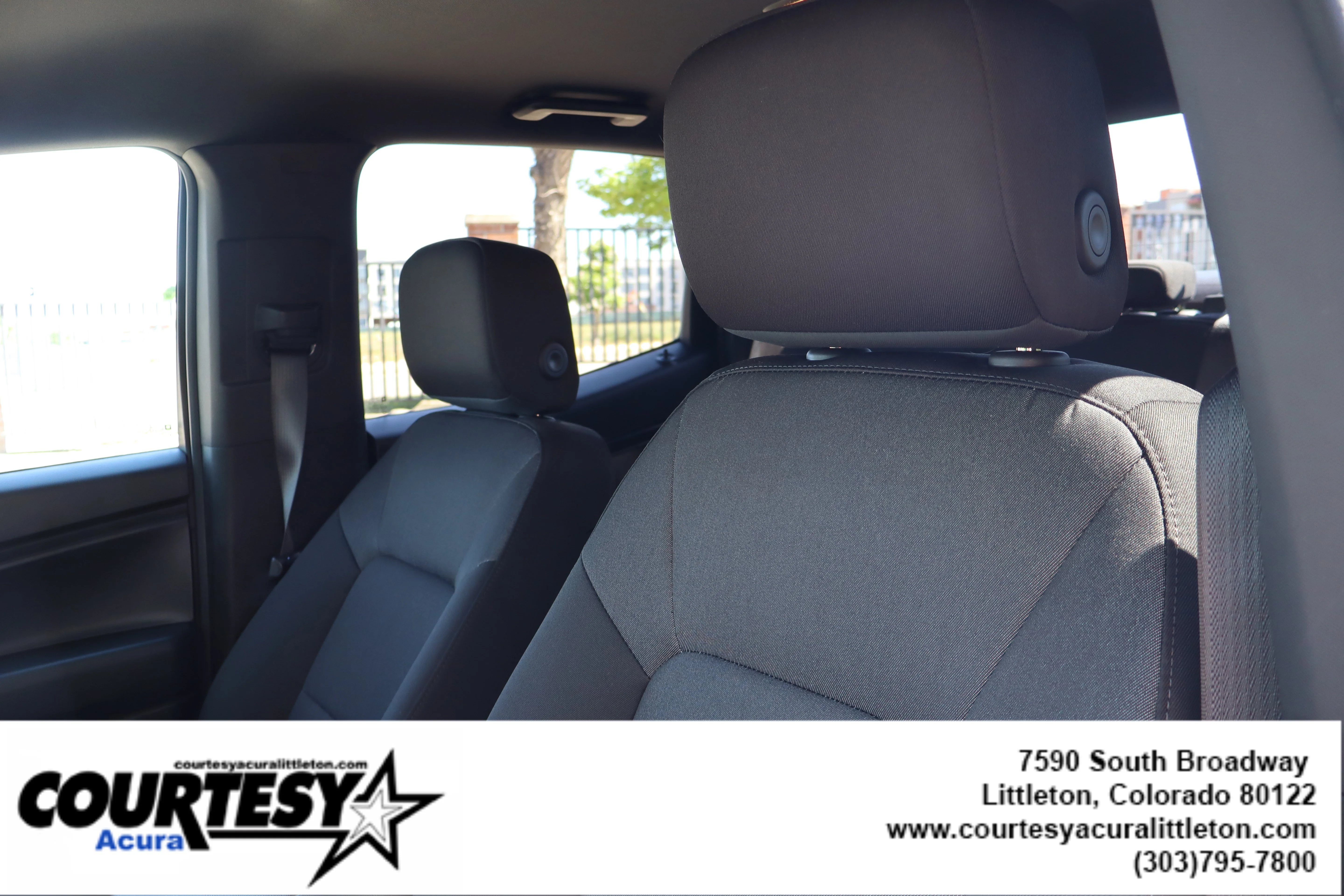 Used 2024 Sterling Gray Metallic Chevrolet 4WD Trail Boss image 20