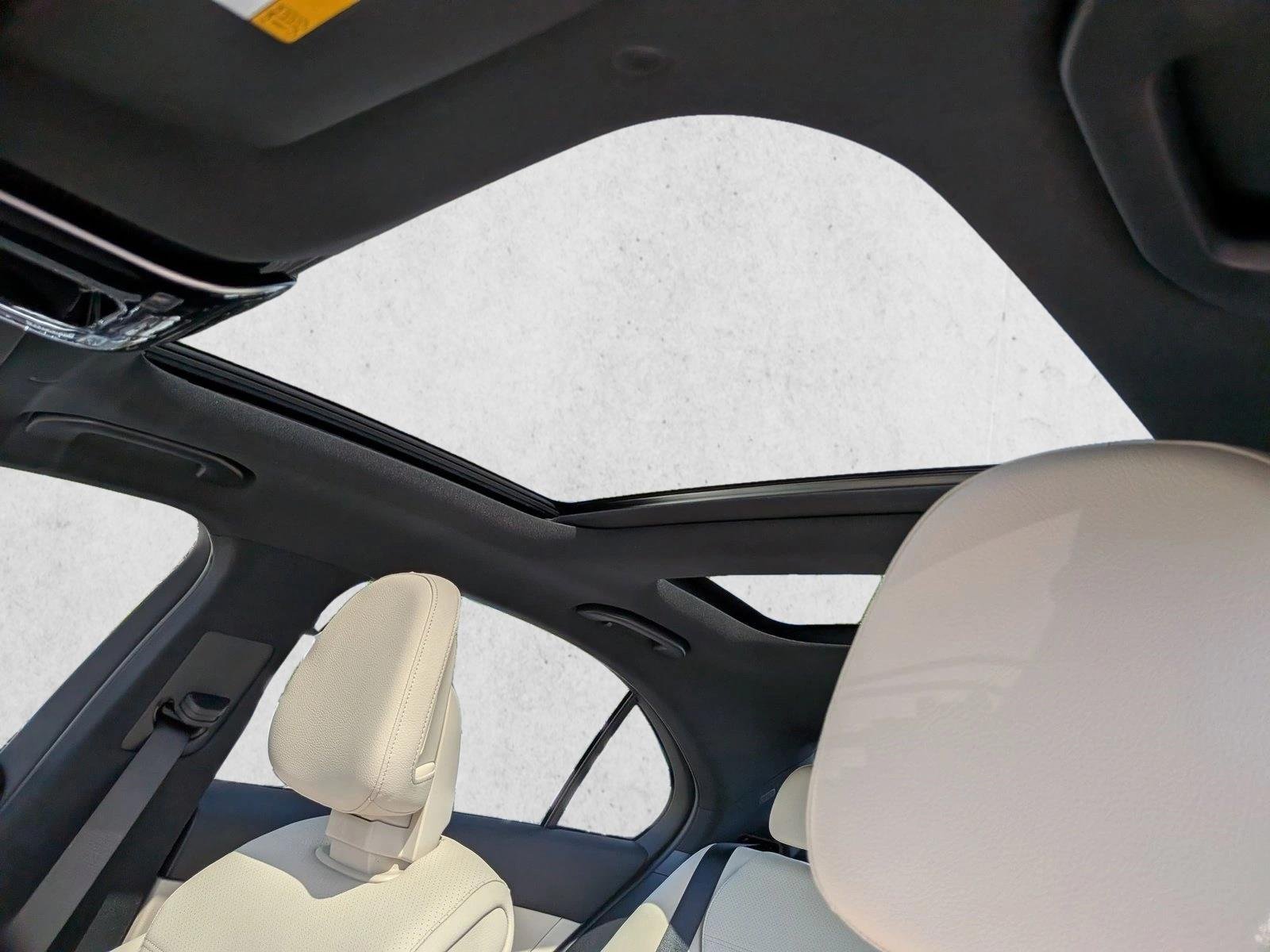 New 2026 Polar White Mercedes-Benz C300 image 15