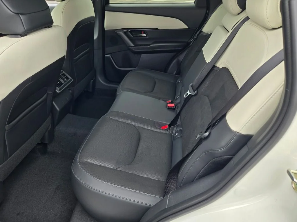 New 2026 White Mazda 2.5 S Preferred image 17