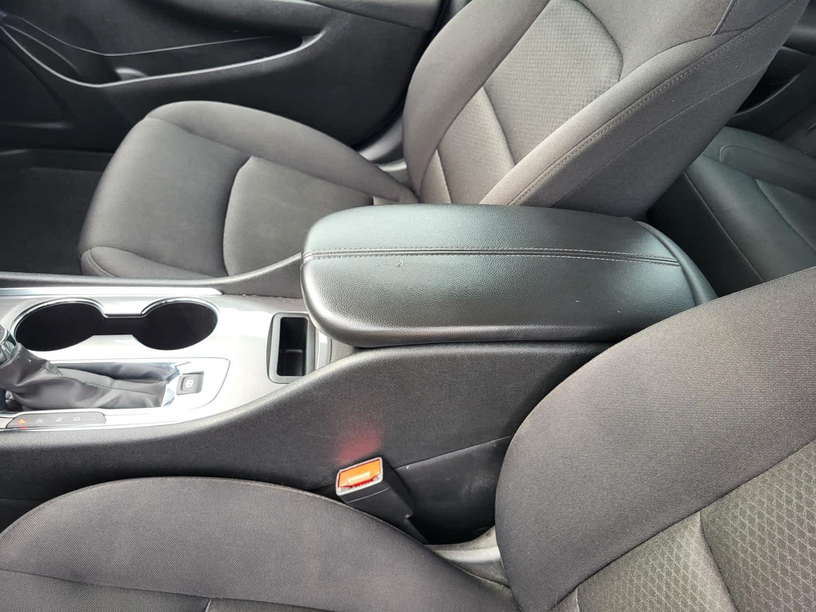 Used 2024 Sterling Gray Metallic Chevrolet LT image 25