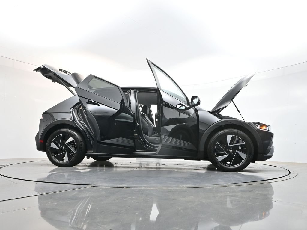 Used 2026 Abyss Black Hyundai SEL image 46