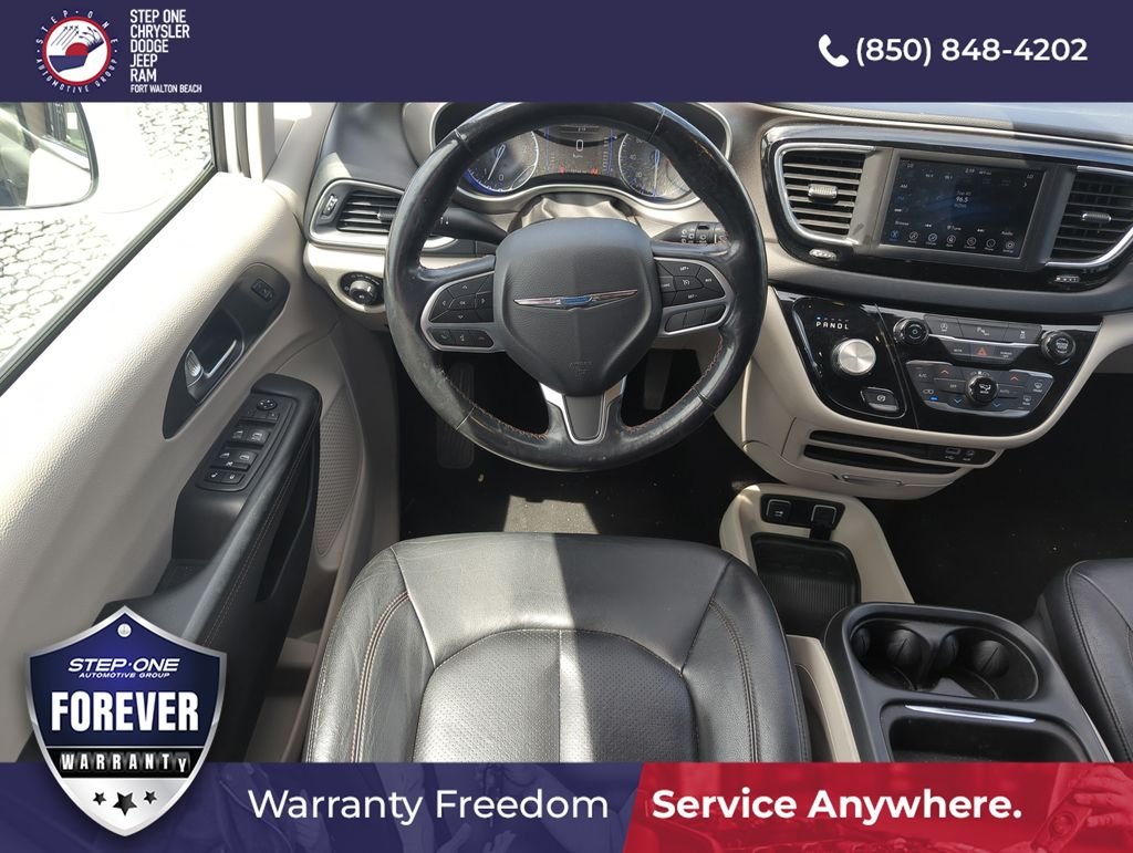 Used 2020 White Chrysler Touring L image 13