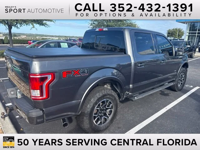 Used 2016 Gray Ford XLT image 1