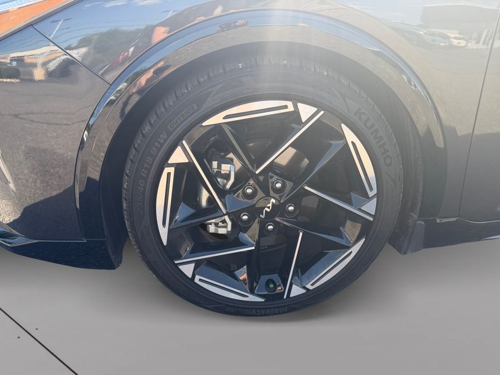 Certified Used 2025 Gray Kia GT-Line image 9