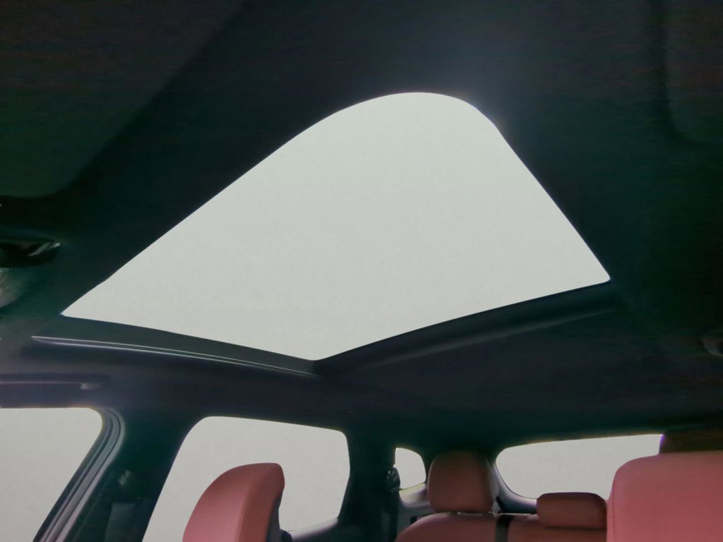 New 2026 Shadow Matte Gray Kia SX Prestige image 19