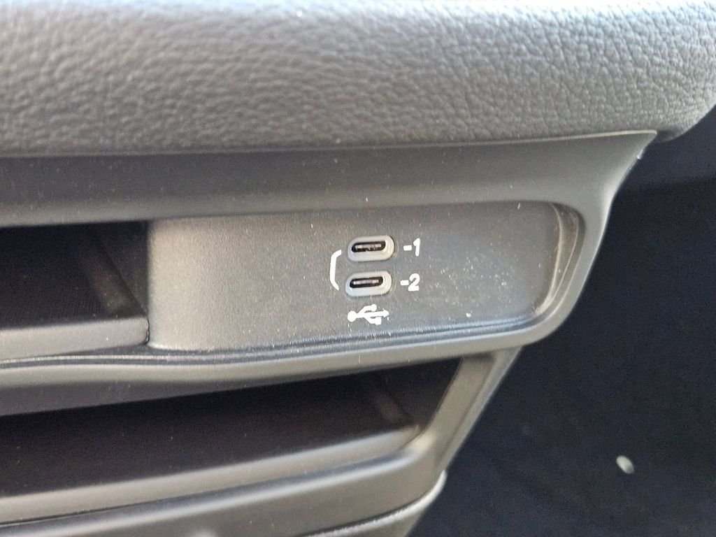 2026 Chrysler Pacifica Select - Photo 34